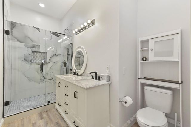 2412 Hidden Creek Drive, Pearland, TX 77581