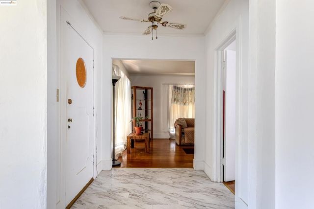 3151 Rawson Street, Oakland, CA 94619