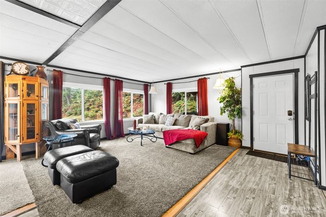 113 Red Cedar Lane, Port Angeles, WA 98362