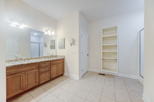 300 Artesa Dr, White House, TN 37188