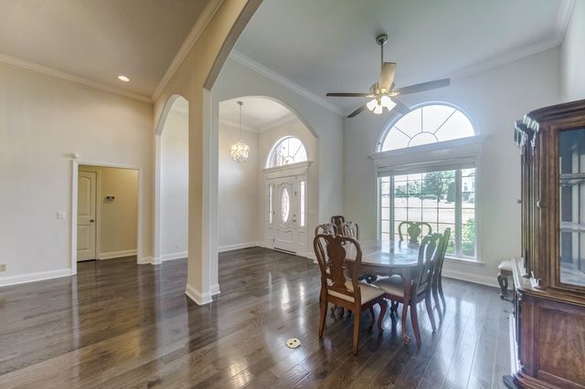 300 Artesa Dr, White House, TN 37188