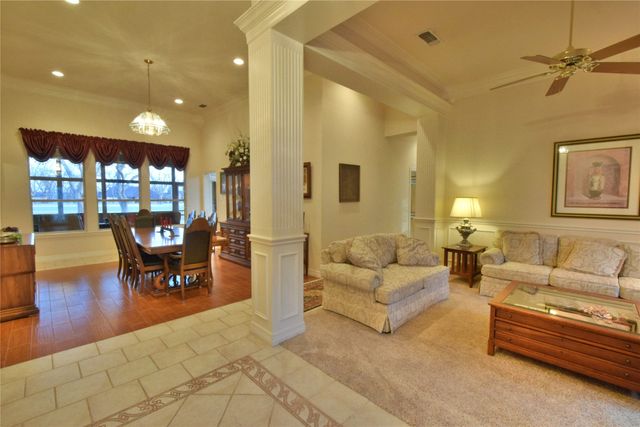 9617 Champions Drive, Granbury, TX 76049
