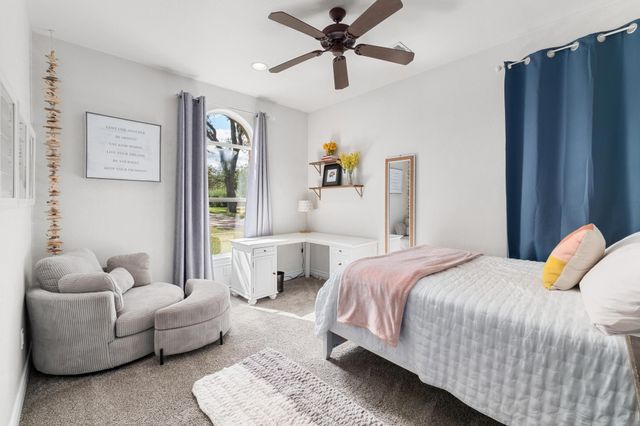 416 Shadywood LN, Dripping Springs, TX 78620