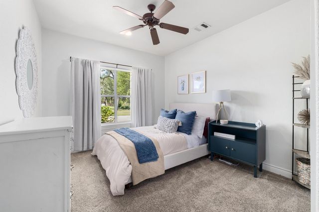 416 Shadywood LN, Dripping Springs, TX 78620