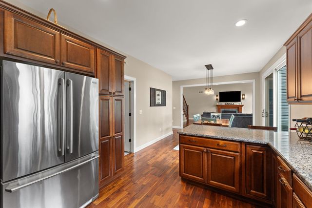 5017 E 129th Avenue, Crown Point, IN 46307