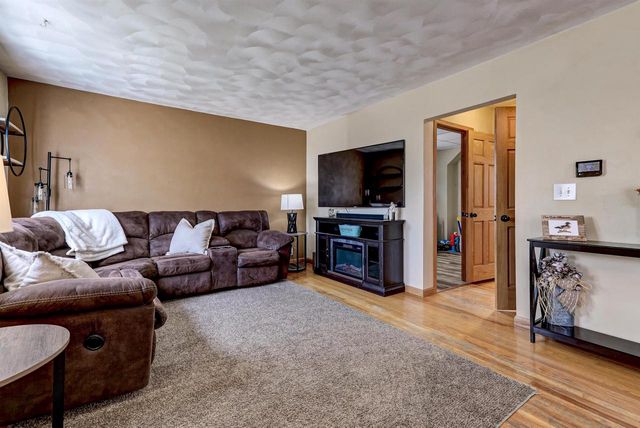 164 PLUMMER AVENUE, Neenah, WI 54956