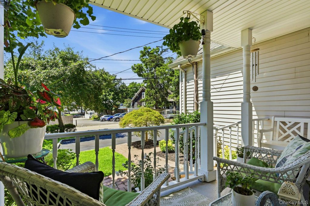 627 Main Street, Northport, NY 11768 — photo 5