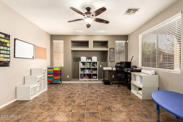 9148 W LONE CACTUS Drive, Peoria, AZ 85382