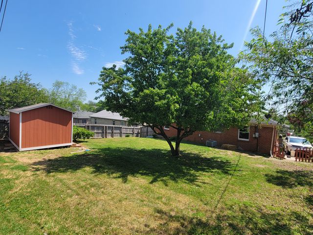 121 Lindsey Drive, Nicholasville, KY 40356