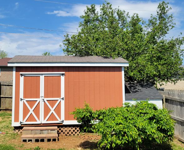 121 Lindsey Drive, Nicholasville, KY 40356