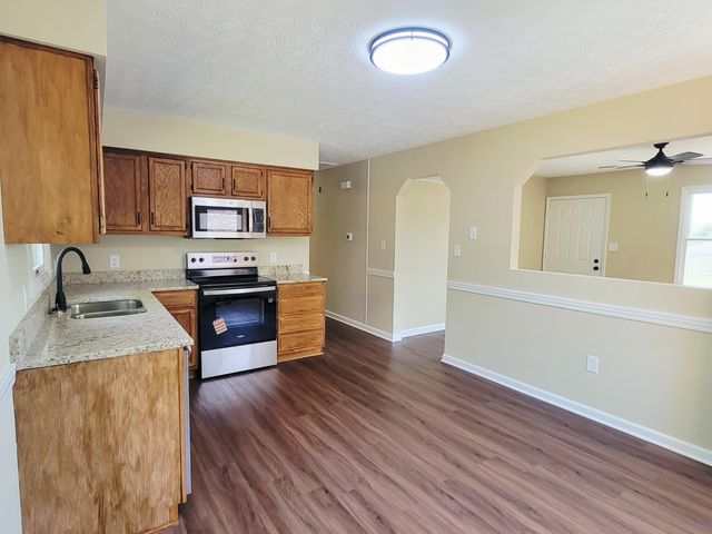 121 Lindsey Drive, Nicholasville, KY 40356