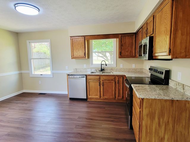 121 Lindsey Drive, Nicholasville, KY 40356
