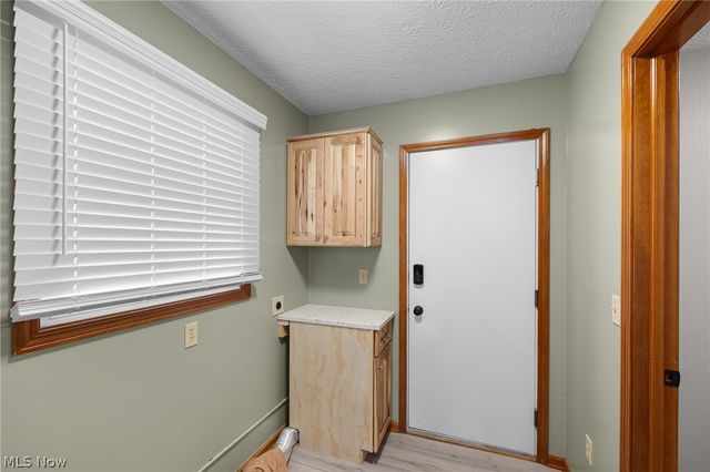 6667 Hidden Lake Trail, Brecksville, OH 44141