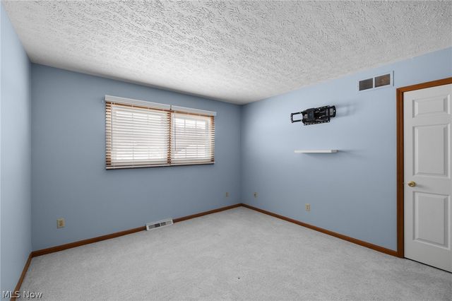 6667 Hidden Lake Trail, Brecksville, OH 44141