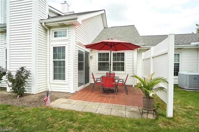 6667 Hidden Lake Trail, Brecksville, OH 44141