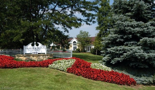 6667 Hidden Lake Trail, Brecksville, OH 44141