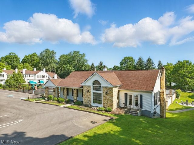 6667 Hidden Lake Trail, Brecksville, OH 44141