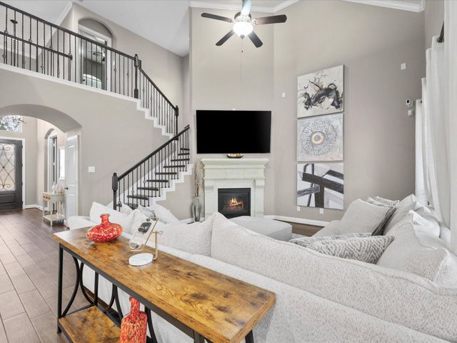 13202 Edison Trace Lane, Tomball, TX 77377
