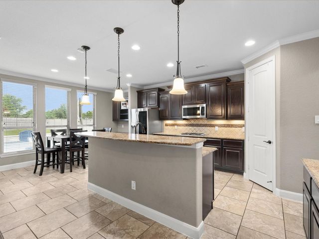 13202 Edison Trace Lane, Tomball, TX 77377