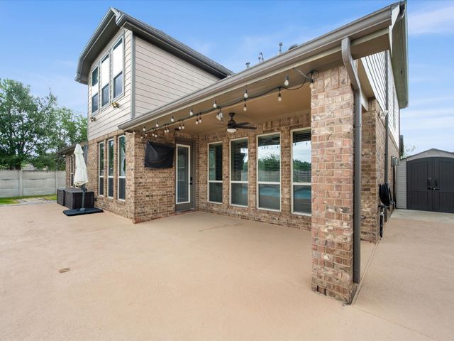 13202 Edison Trace Lane, Tomball, TX 77377