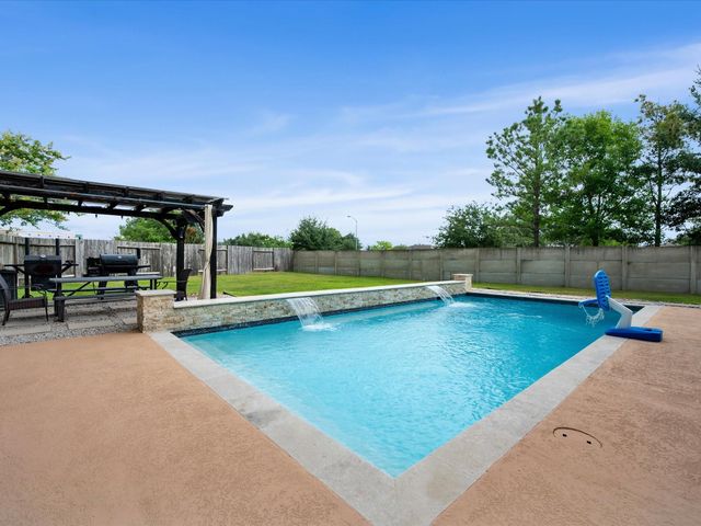 13202 Edison Trace Lane, Tomball, TX 77377