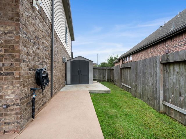 13202 Edison Trace Lane, Tomball, TX 77377