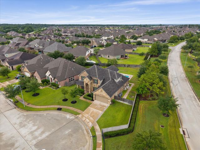 13202 Edison Trace Lane, Tomball, TX 77377