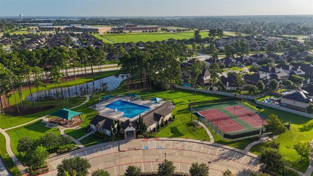13202 Edison Trace Lane, Tomball, TX 77377