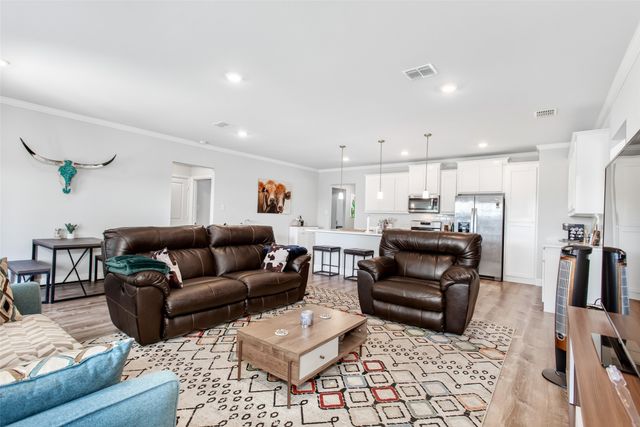330 Rock Acre Drive, Lavon, TX 75166