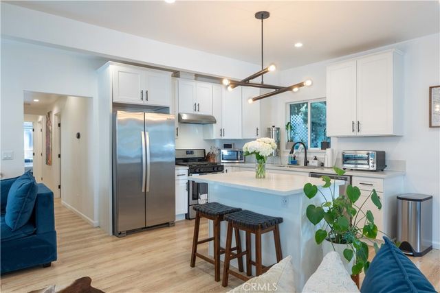 6029 Eleanor, Los Angeles, CA 90038