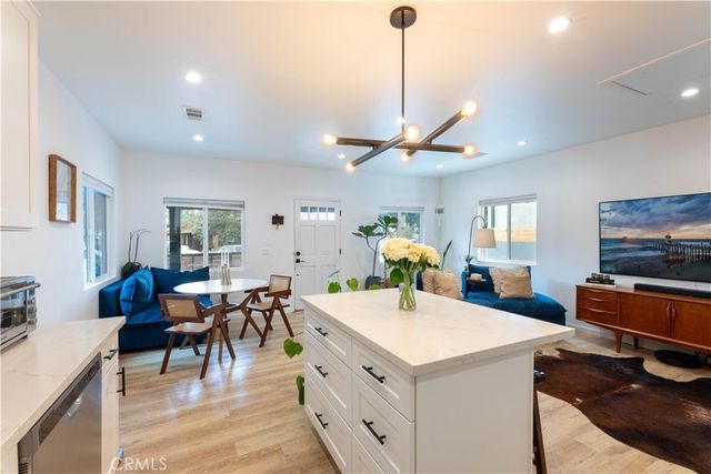 6029 Eleanor, Los Angeles, CA 90038