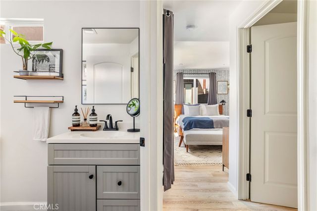6029 Eleanor, Los Angeles, CA 90038