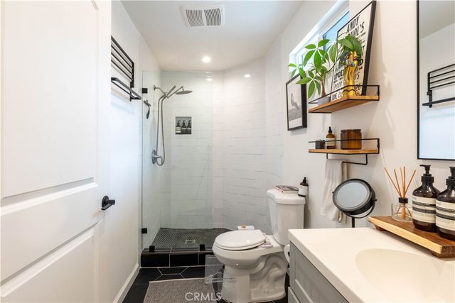 6029 Eleanor, Los Angeles, CA 90038