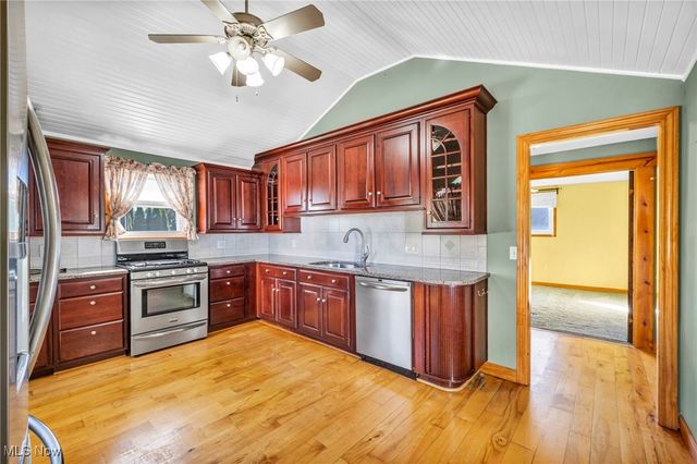 9790 Broadview Road, Broadview Heights, OH 44147