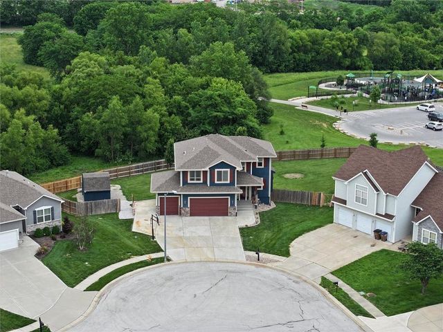 1010 Clayton Drive, Raymore, MO 64083