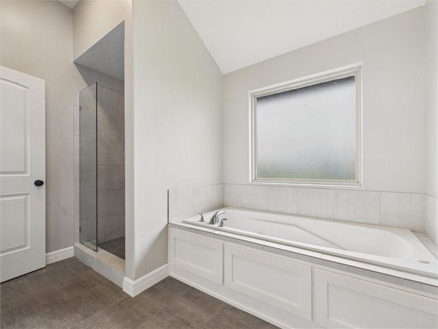1010 Clayton Drive, Raymore, MO 64083