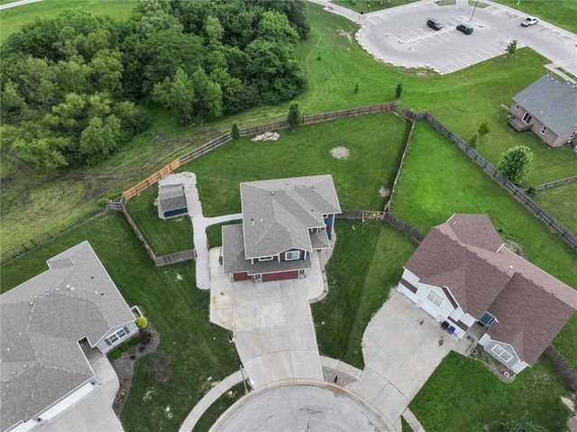 1010 Clayton Drive, Raymore, MO 64083