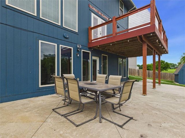 1010 Clayton Drive, Raymore, MO 64083