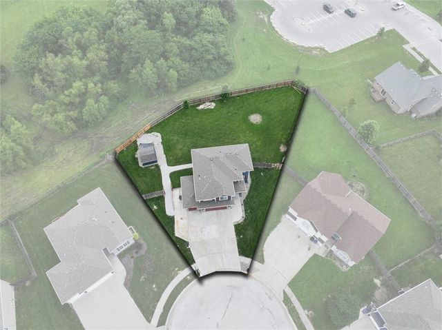 1010 Clayton Drive, Raymore, MO 64083