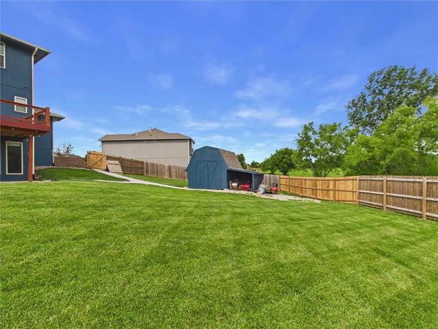 1010 Clayton Drive, Raymore, MO 64083
