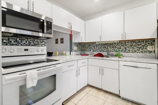 107 Lake Terry Drive, West Palm Beach, FL 33411