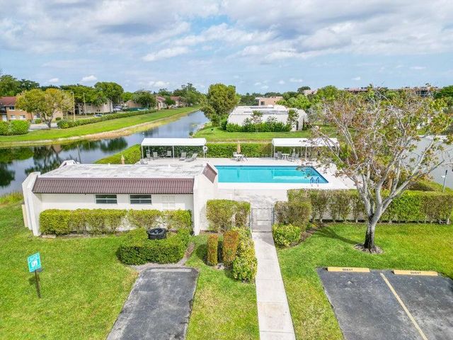 107 Lake Terry Drive, West Palm Beach, FL 33411