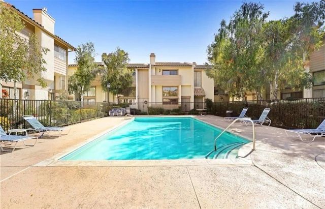 26303 W Plata Ln, Calabasas, CA 91302