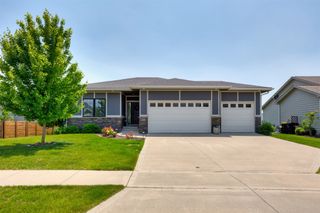 360 SE Tallgrass Lane, Waukee, IA 50263