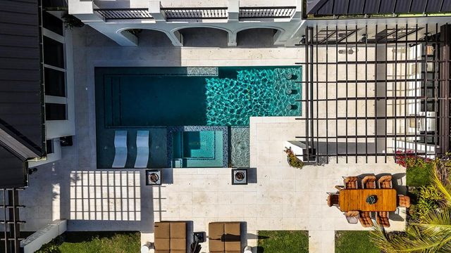 14140 Paradise Point Road, Palm Beach Gardens, FL 33410