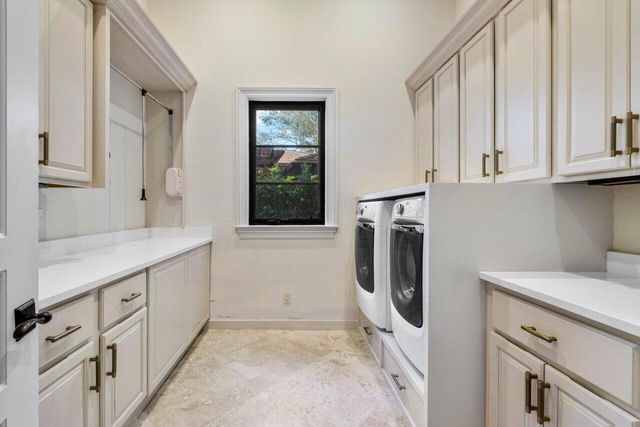 14140 Paradise Point Road, Palm Beach Gardens, FL 33410