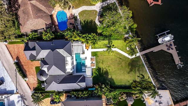 14140 Paradise Point Road, Palm Beach Gardens, FL 33410