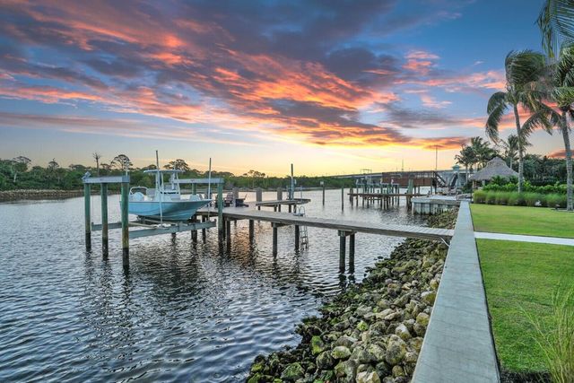 14140 Paradise Point Road, Palm Beach Gardens, FL 33410