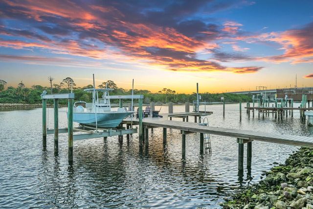 14140 Paradise Point Road, Palm Beach Gardens, FL 33410