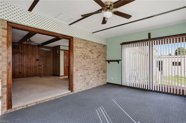 808 Ventnor DR, Newport News, VA 23608